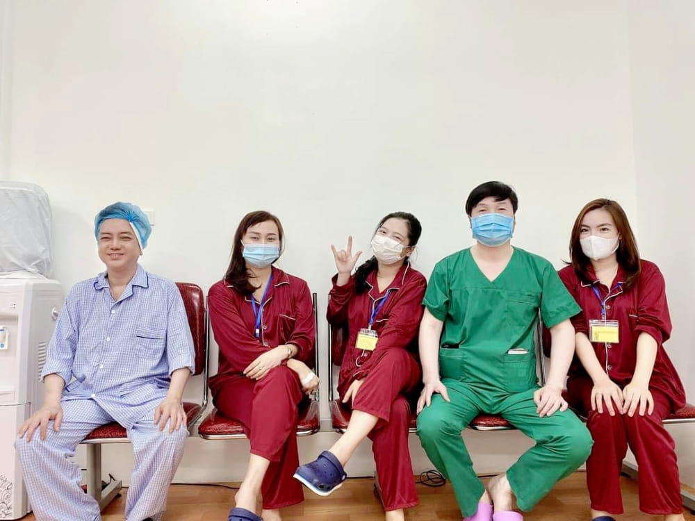 Review mổ mắt cận bác sĩ Cung Hồng Sơn